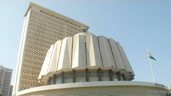 Political Parties finding it difficult to book hotels for MLAs owing to Ambani's lavish wedding